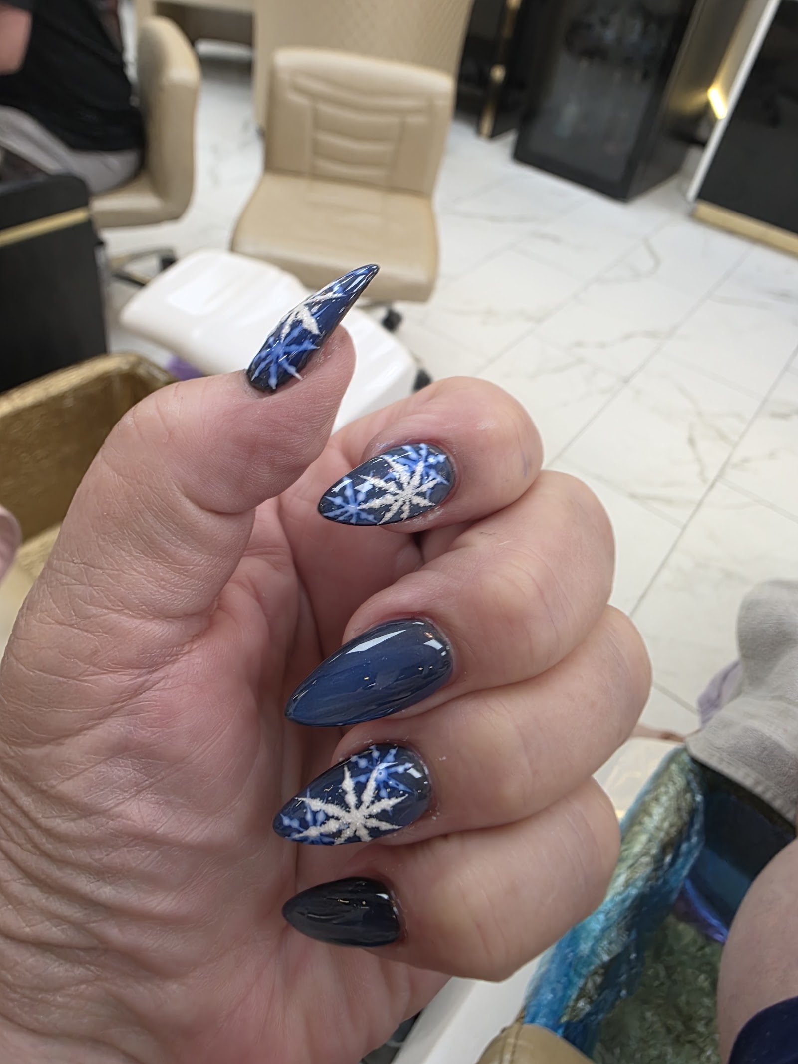 Cosmo nails spa